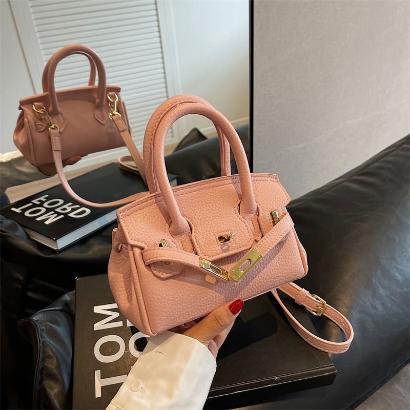 Women Fashionable Simple Large Capacity PU Lock Handle Shoulder Bag