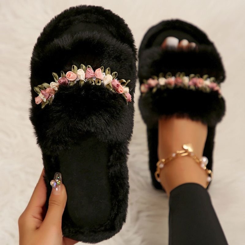 Autumn Winter Women Fashionable Plus Size Floral Decorative Plush Round Toe Flat Slippers