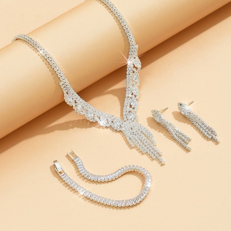 Women Fashion Rhinestone Tassel Jewelry Set