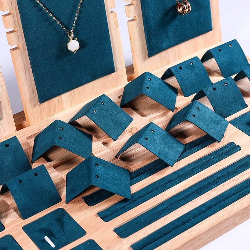 Simple Wood Flannel Jewelry Display Set