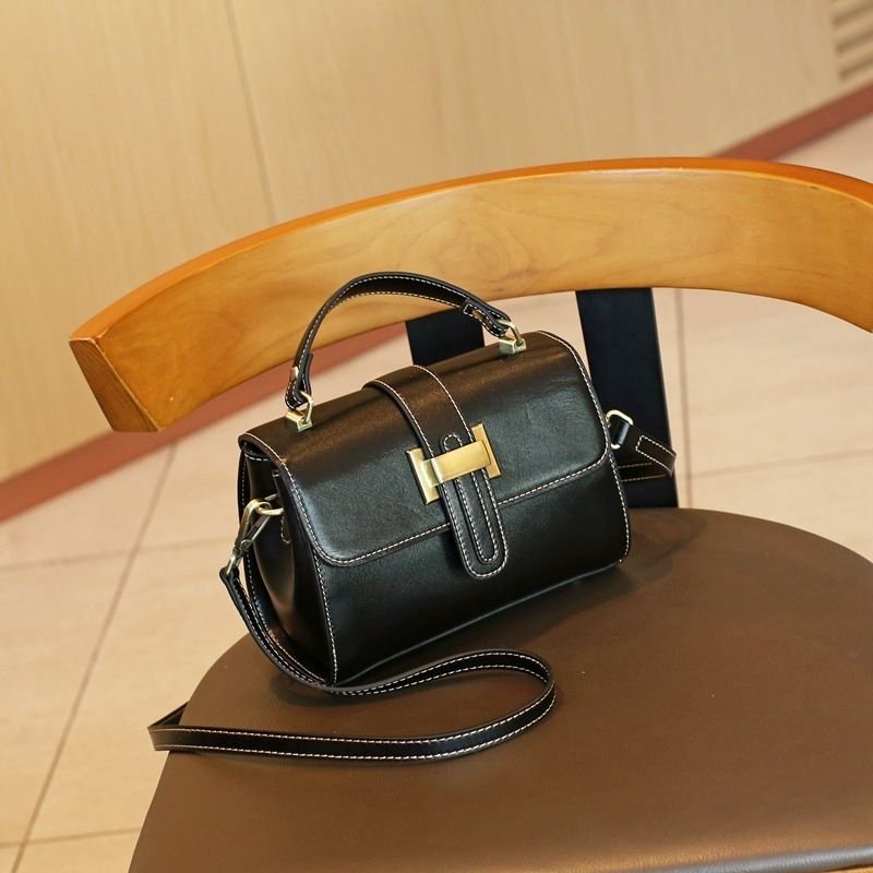 Women Retro Premium Leather Handbag Messenger Bag