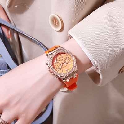 Women Fashion Calendar Rhinestone Quartz Silicone Watch