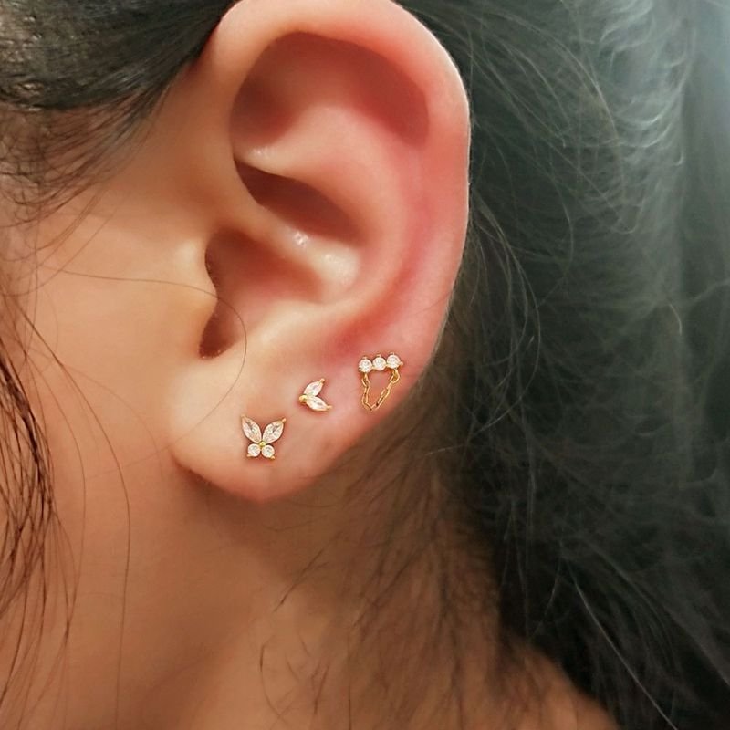 Women Simple Butterfly Rhinestone Piercing Earrings 3 Pcs-Set