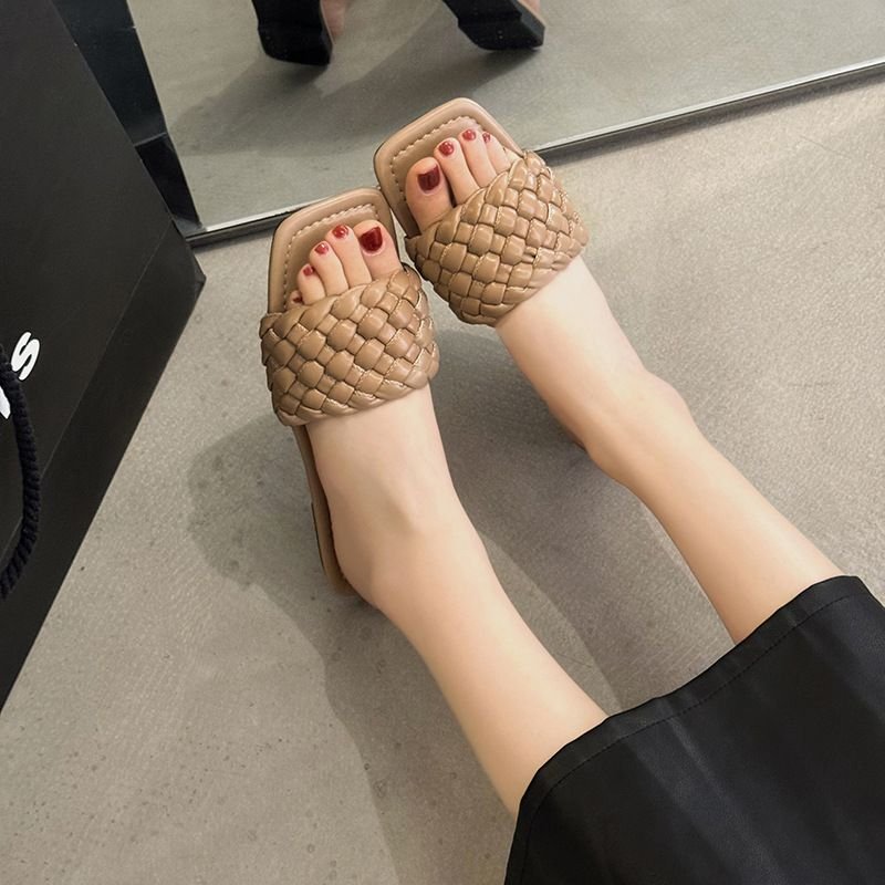 Women Fashion Woven Flat Slippers