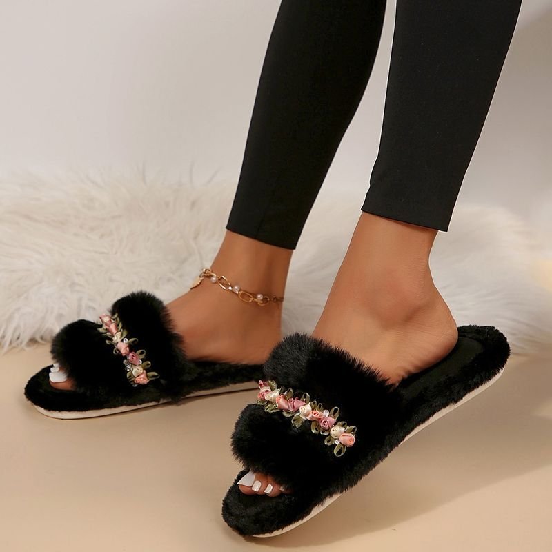 Autumn Winter Women Fashionable Plus Size Floral Decorative Plush Round Toe Flat Slippers