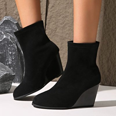 Autumn Winter Women Fashion Plus Size Suede Wedge Heel Short Boots