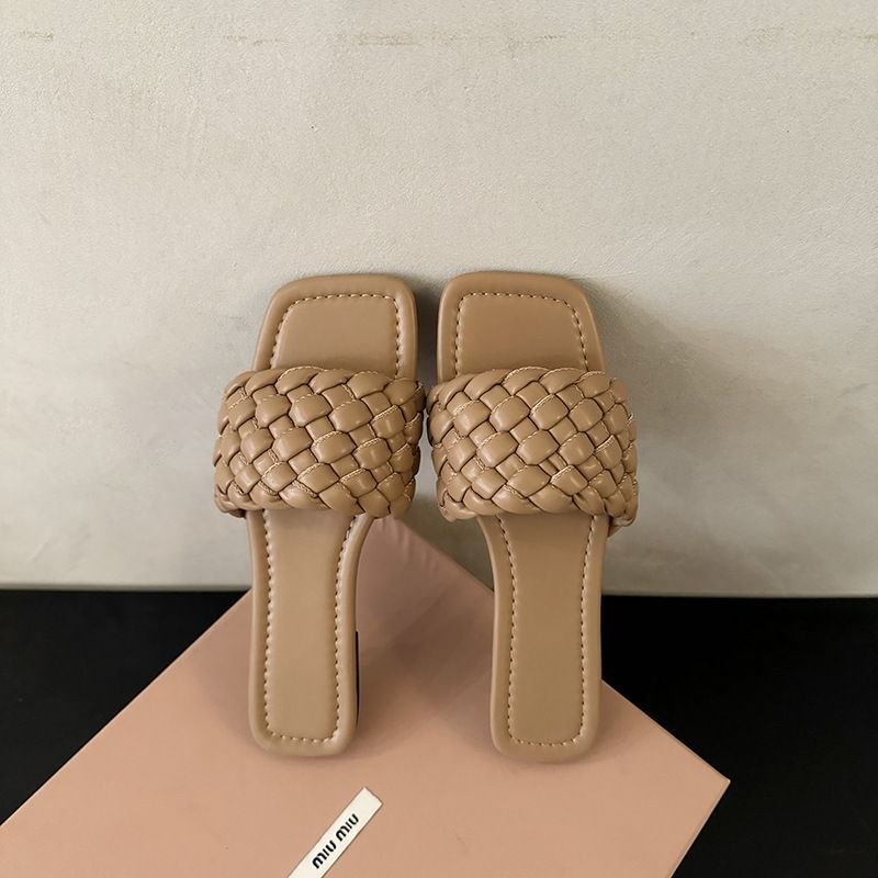 Women Fashion Woven Flat Slippers