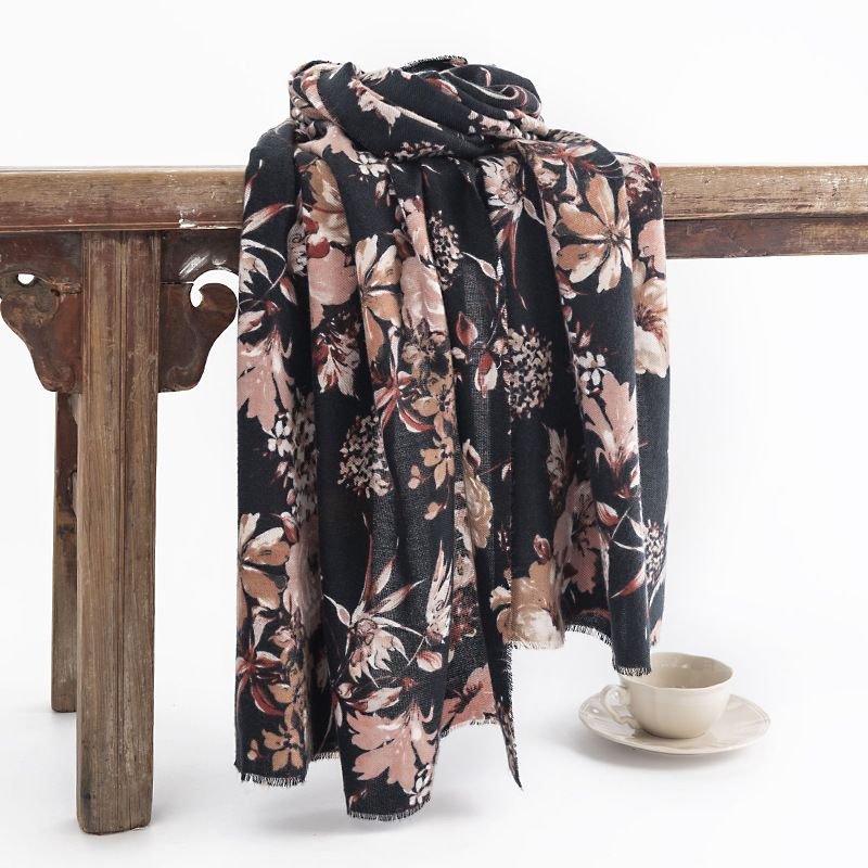 Autumn And Winter Women Fashion Floral Printed Cashmere Scarf