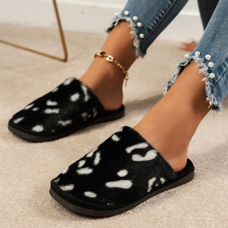 Autumn Winter Women Fashionable Plus Size Leopard Plush Round Toe Flat Slippers