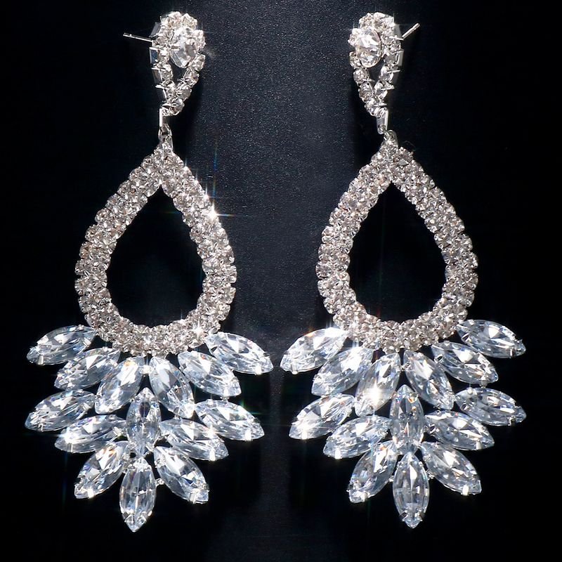 Exaggerated Fashion Solid Color Rhinestone Earrings