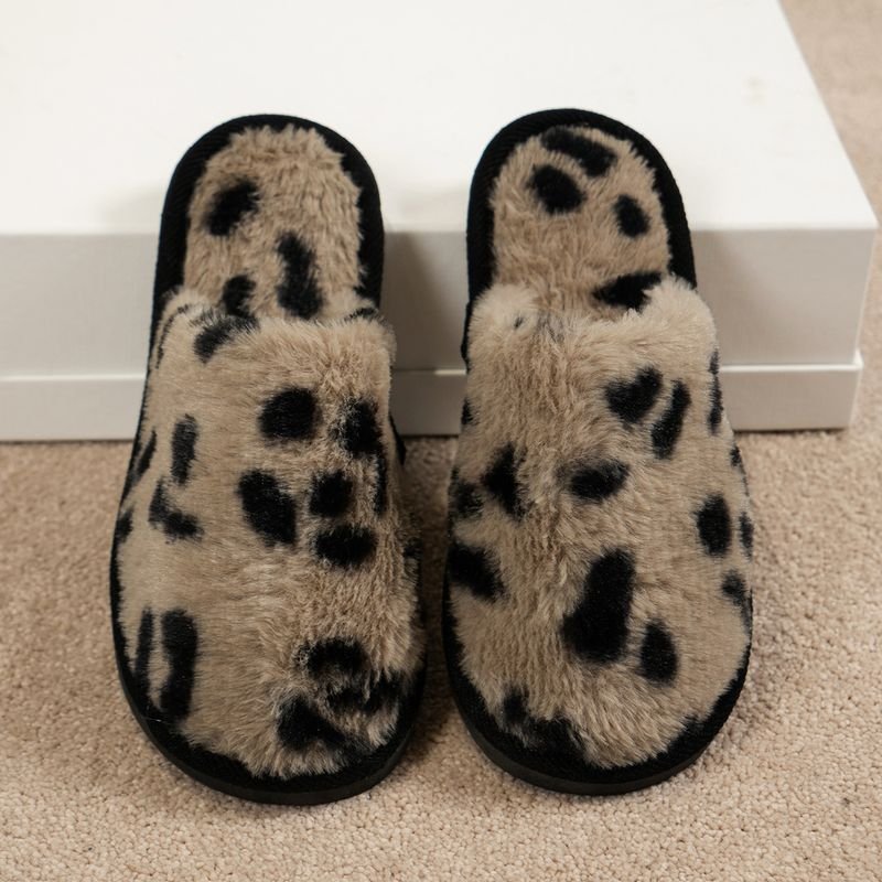 Autumn Winter Women Fashionable Plus Size Leopard Plush Round Toe Flat Slippers