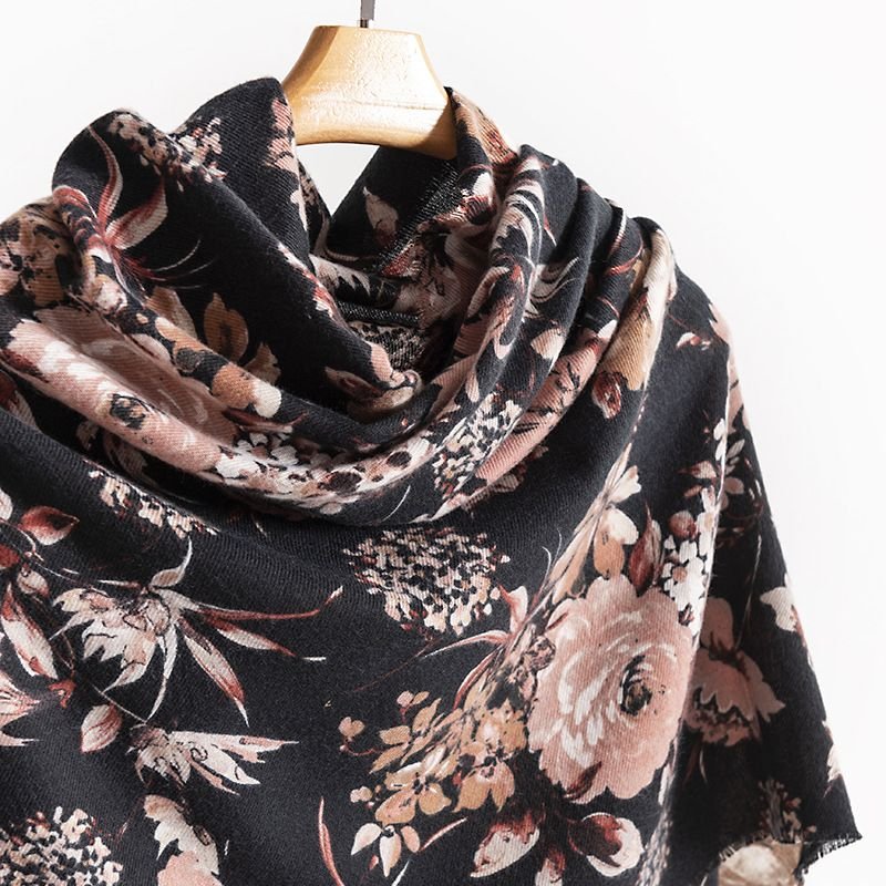 Autumn And Winter Women Fashion Floral Printed Cashmere Scarf