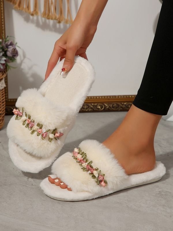 Autumn Winter Women Fashionable Plus Size Floral Decorative Plush Round Toe Flat Slippers