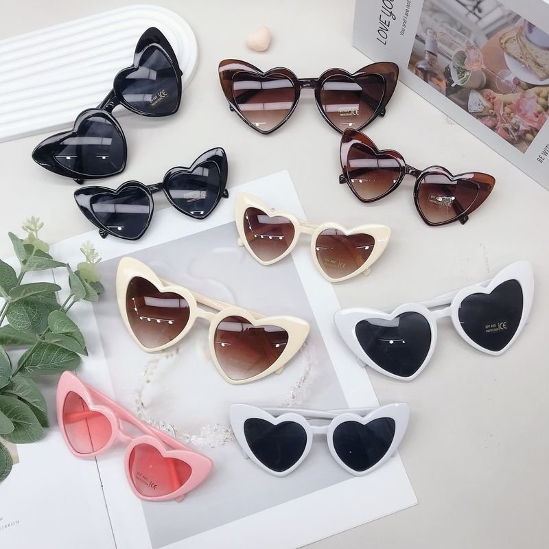 Kids Girls Fashion Casual Cute Heart Frame Solid Color Sunglasses